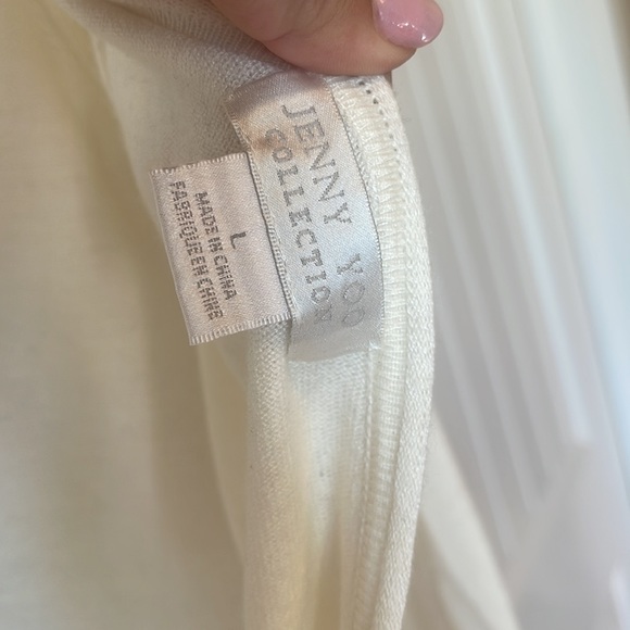 Jenny Yoo sweater with back tie in beautiful condition- only worn for 1 hour - Picture 5 of 7